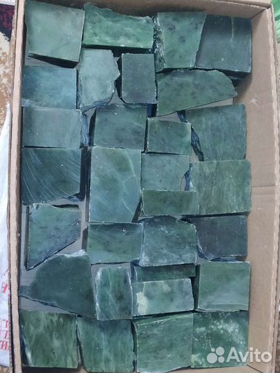Зелёный нефрит сырьё и коллекционные образцы