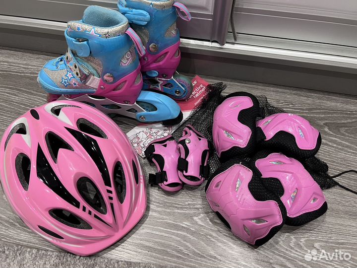 Роликовые коньки с защитой для девочки