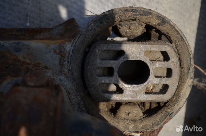 Подрамник передний/задний audi a8 d2