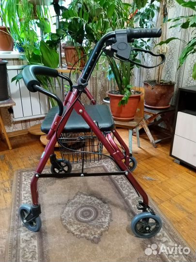 Ходунки-ролаторы