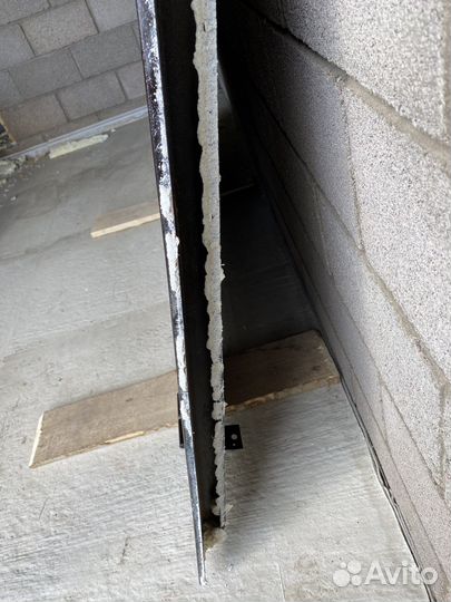 Дверь входная металлическая