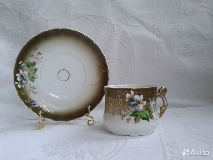 Чашка с блюдцем 