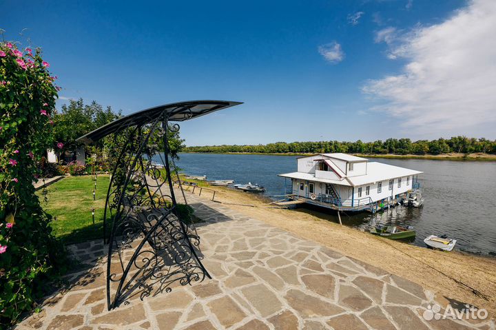 База отдыха в Астрахани на берегу реки Енотаевка