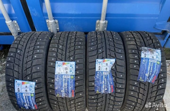 Zeta Antarctica Ice 225/40 R18 92H