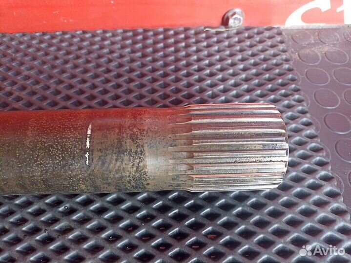 Полуось задняя