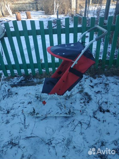 Детские санки на колесиках