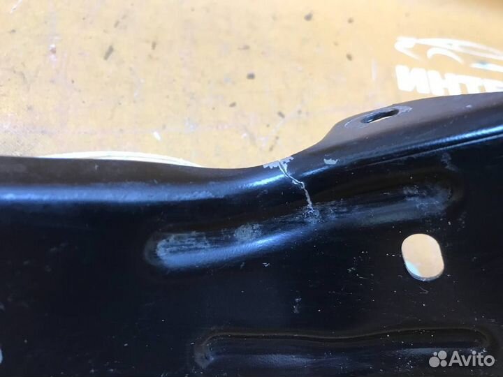 Крепление фары левое Mercedes E-Class W213