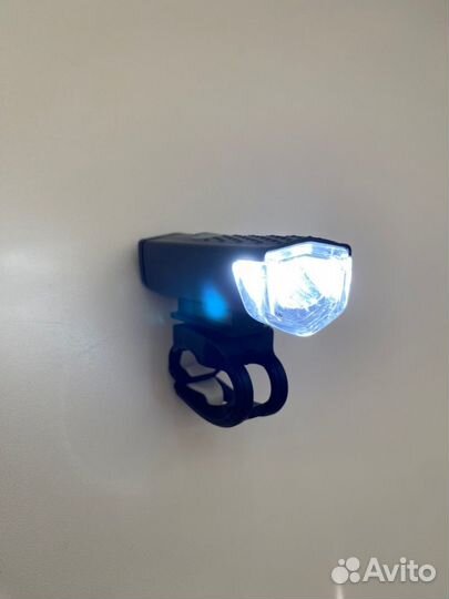 Фонарь для велосипеда