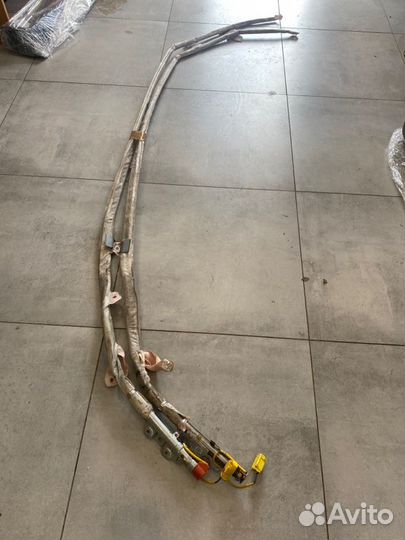 Шторка безопасности правая Porsche Cayenne 955