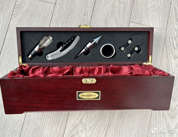 Подарочный деревянный ящик для бутылки