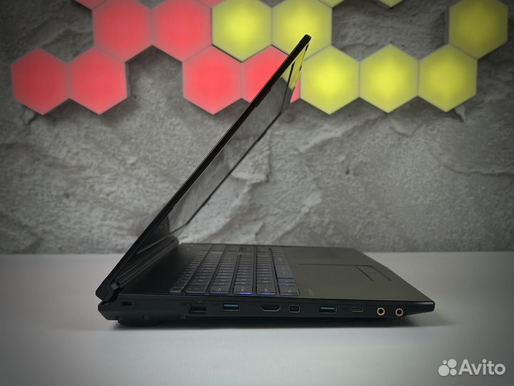 Игровой ноутбук MSI Leopard / GTX 1050 / i7