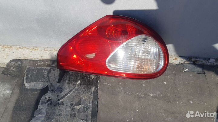 Задний фонарь Jaguar x-type