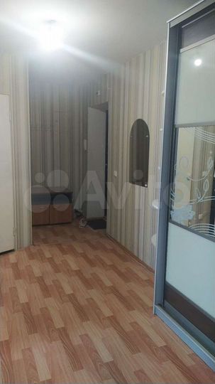 2-к. квартира, 58 м², 8/10 эт.