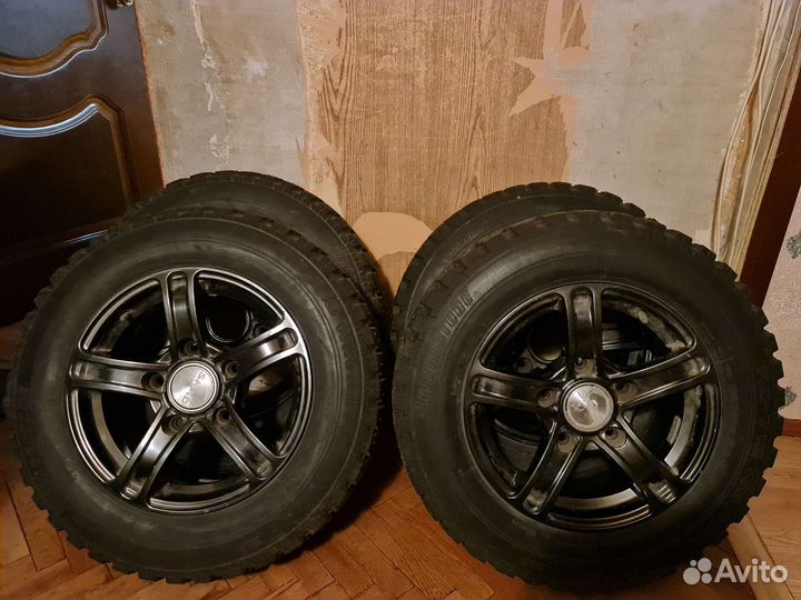 Bridgestone RD-713 195/70 R15