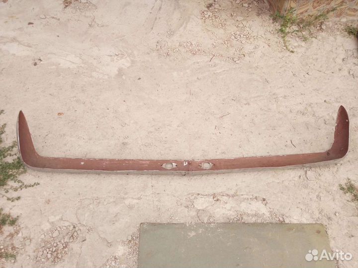 Бампер задний Nissan Np300