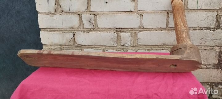 Старинная подставка, основание, нога для гребня