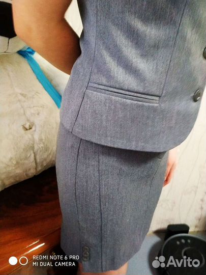 Школьный костюм