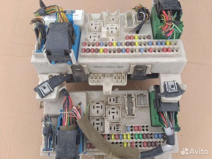 Блок предохранителей