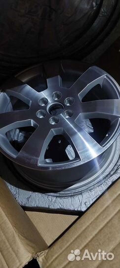 Литой диск 18 Cadillac srx Кадиллак