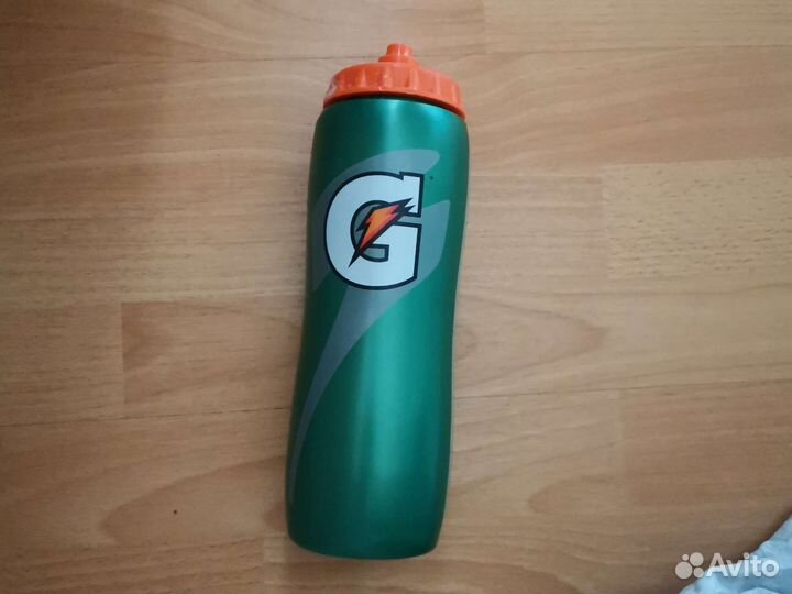 Бутылка gatorade