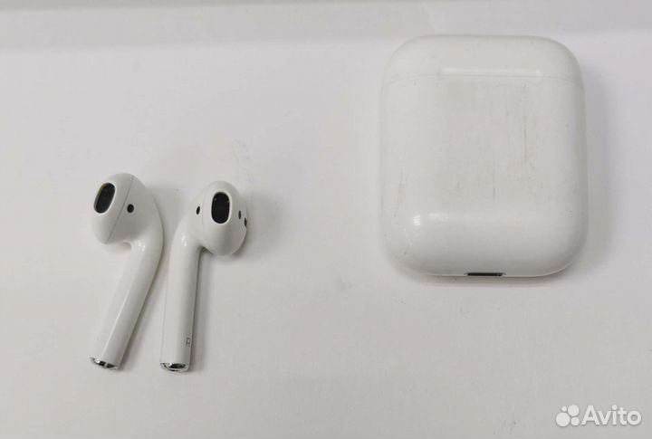 789824 Airpods 2