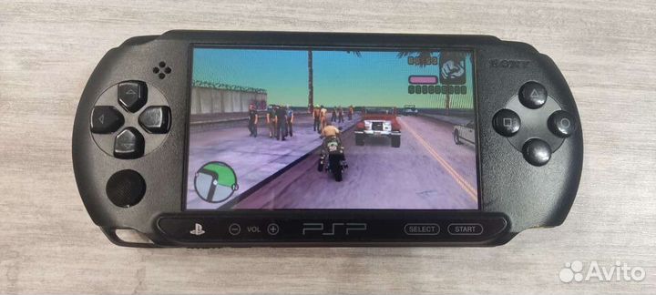 Sony PSP e1008 прошитая с играми 16GB