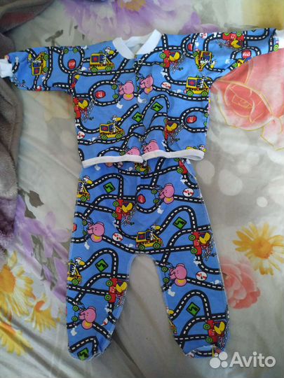 Детские вещи для новорожденных