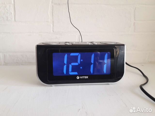 Радиочасы Будильник Vitek VT-6600BK
