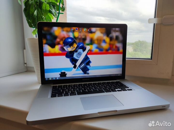 Ноутбук Macbook Pro 15 late 2011 i7/16 Гб