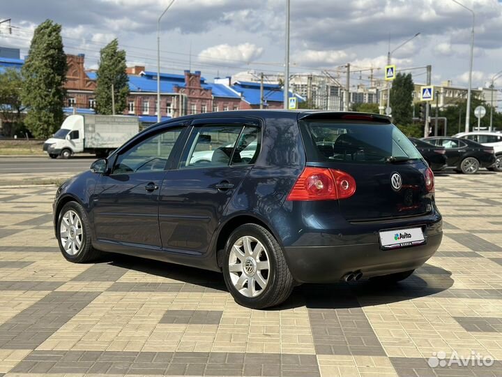 Volkswagen Golf 1.6 AT, 2004, 280 000 км