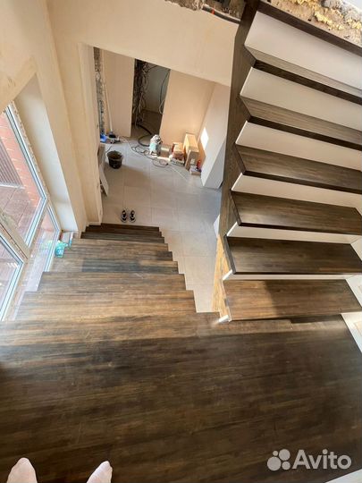 Отделка лестниц деревом качественно и в срок