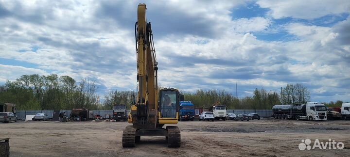 Гусеничный экскаватор Komatsu PC200-8M0, 2017