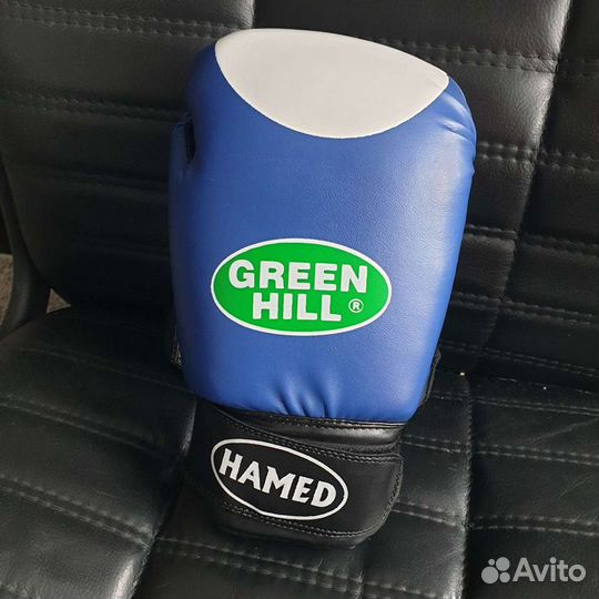 Боксерские перчатки 10 oz