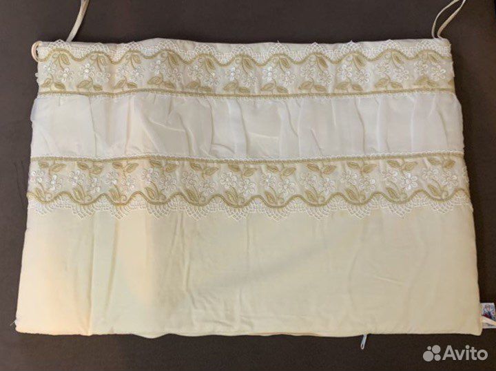 Бортики, подушка, покрывало, балдахин в кроватку