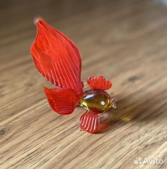 Фигурки цветное стекло