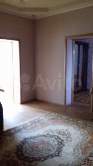 2-к. квартира, 70 м², 1/1 эт.