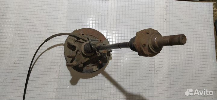 Кулак поворотный задний правый Volkswagen Touareg