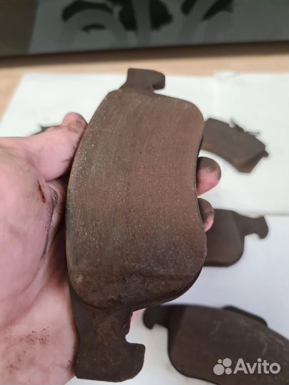 Тормозные колодки Renault Fluence