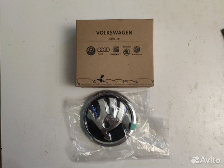 Эмблема skoda rapid