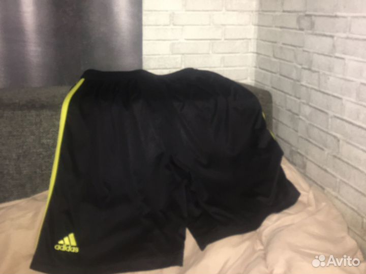 Шорты спортивные adidas