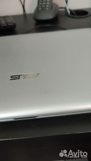 Нетбук Asus Eee pc 1215n