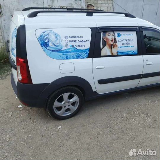 Плоттерная резка наклейки на авто