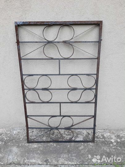 Кованые решетки на окна б/у