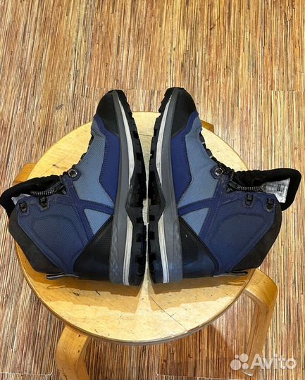 Трекинговые ботинки женские 37