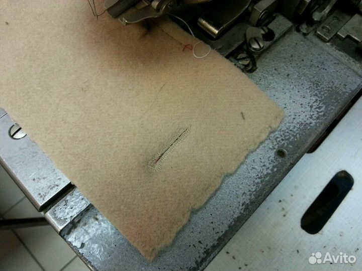 Петельная швейная машина Минерва