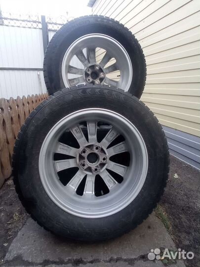 Nokian Tyres Hakkapeliitta 7 SUV 225/65 R17