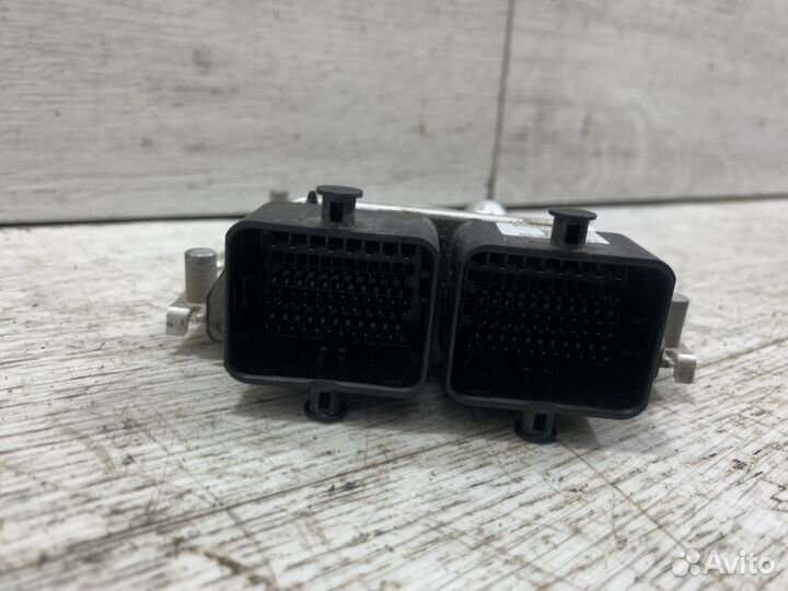 Блок управления двигателем