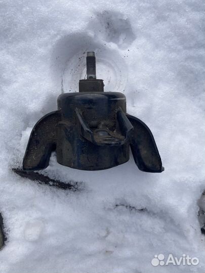 Подушка двигателя правая Hyundai solaris kia rio