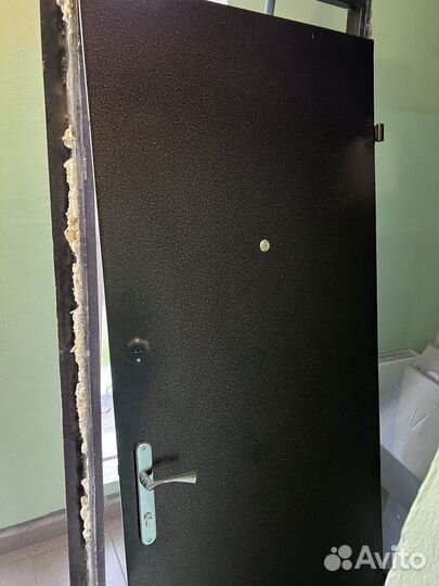 Металлическая дверь бу