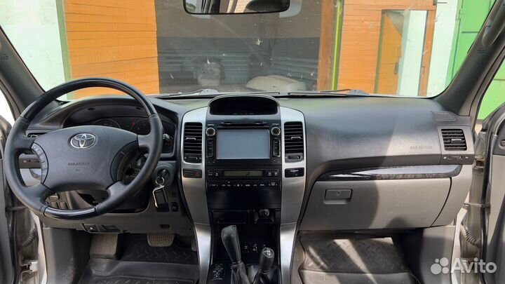 Toyota Land Cruiser Prado 4.0 AT, 2008, 652 267 км
